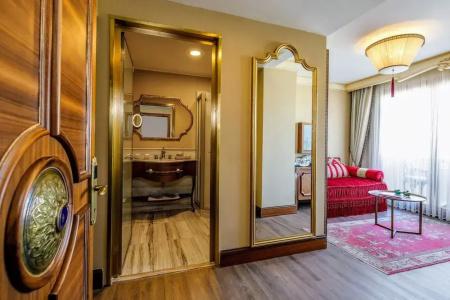 Romance Istanbul Boutique Class - 63
