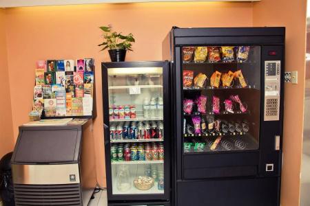 Rideau Heights Inn - 11