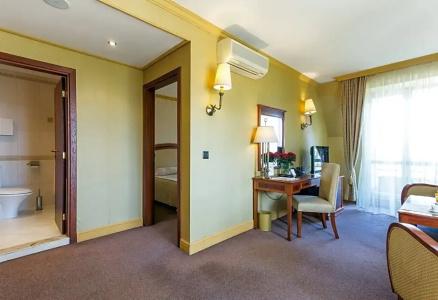 Romance & Family Suites - 101