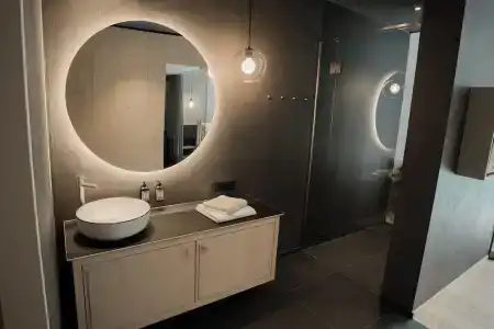 Amrai Suites - 9