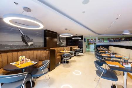Premier Inn Airport - 2