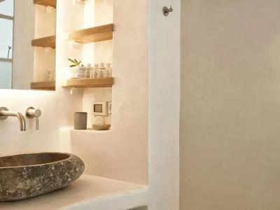 Astra Suites - 230