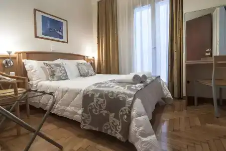 Ares Athens - 4