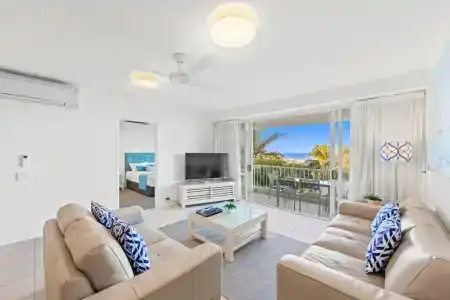 La Mer Sunshine Beachfront - 2