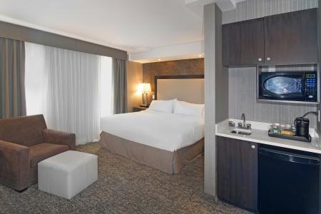 Holiday Inn Express and Suites, an IHG - 31