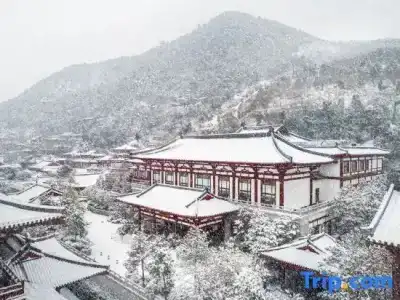 Huaqing Palace & Spa - 5