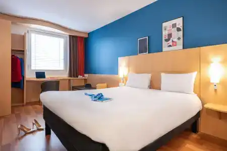 ibis Genève Centre Nations - 4