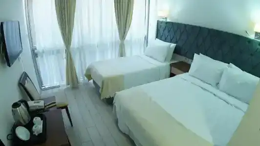 ARSLANLAR KONAĞI - 32
