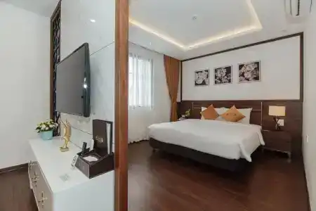 Jade Ha Long - 90