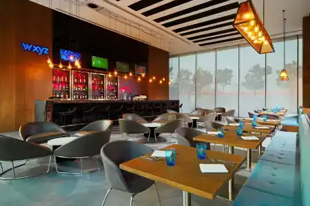 Aloft Me'aisam, Dubai - 11