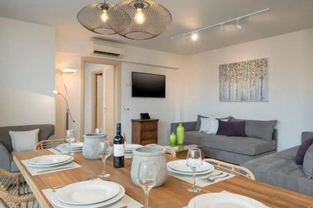 Trianon Luxury  & Suites - 279