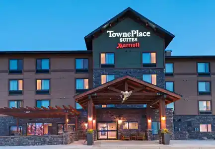 TownePlace Suites by Marriott - 14
