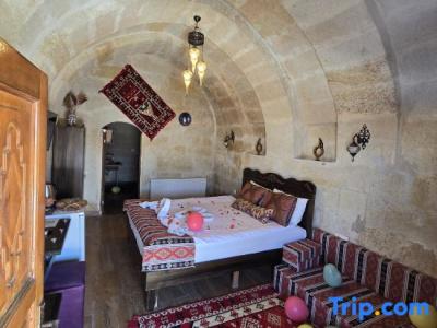 Heritage Cave Inn - 129