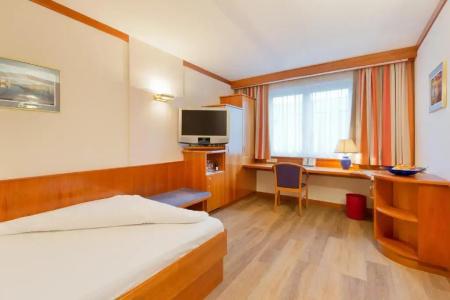 Vienna Sporthotel - 98