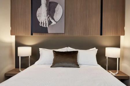 Urban Frame - 84