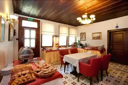 Uğurlu Konakları - 10