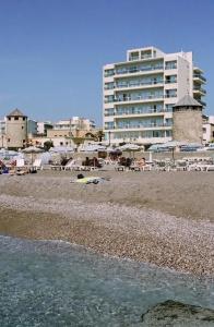 Riviera - 17