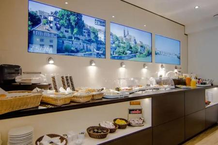 Go2Bed & Restaurant / Basel - 9