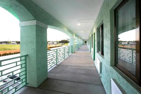 Bel Air - 6