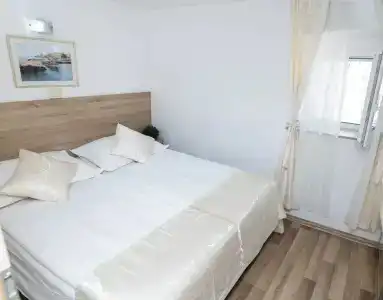 Kastel 1700 Boutique - 4