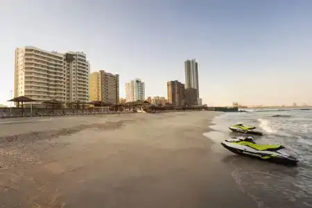 Ramada by Wyndham Beach Ajman - 15