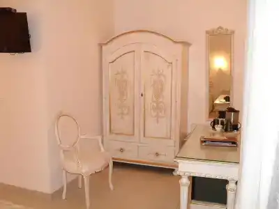 Residenza Due Torri Check In Presso Centrale Vicolo Cattani 7 - 1