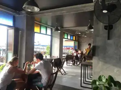 Bro&Sis Place - 18