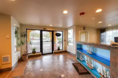 Newport Inn By Oyo - Hwy 101 - 11