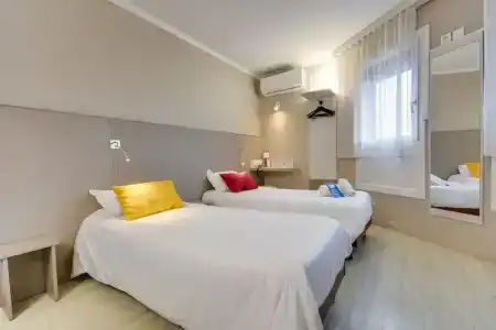 Best Hôtel Lille - 68