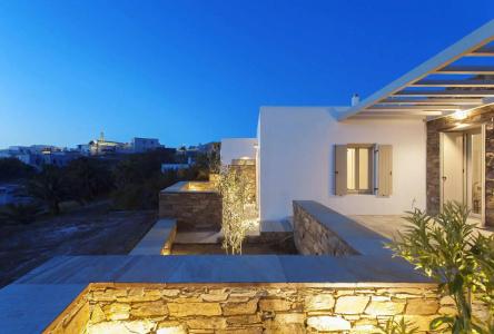 White Tinos Luxury Suites - 9