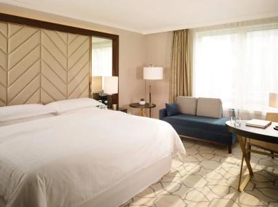 Sheraton Grand Warsaw - 4