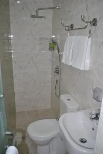 Jayleen Clarke Quay (Sg Clean) - 42