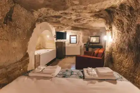 Tale Cave In - 164