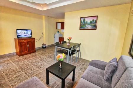 Phratamnak Inn - 100 meter from Beach - 31