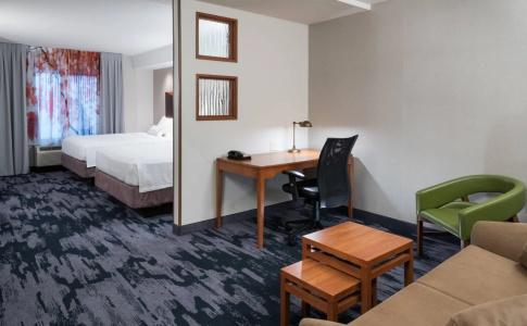 Fairfield Inn & Suites Kansas City - 6