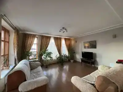 Красный Дом - 1