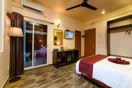 Paguro Beach Inn - 63