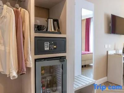 The Boutique - 107