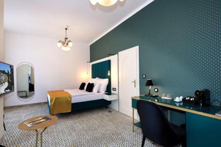Art Deco Wolker By Astoria & Medical Spa - 80