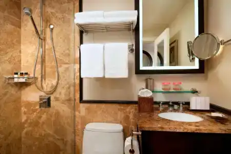 The Royal Hawaiian, A Luxury Collection Resort, Waikiki - 32