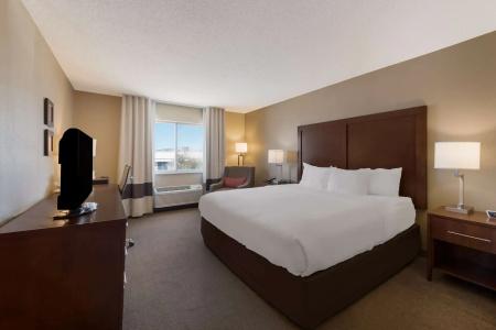 Comfort Inn East - 31