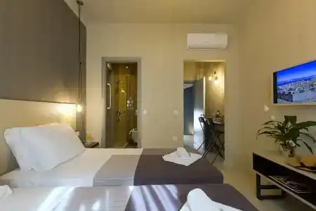 Loc Hospitality Urban Suites - 14
