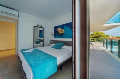 ApartFerrer Skyline - 83