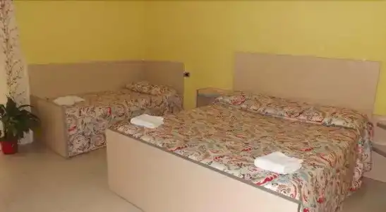 Ikea - 2