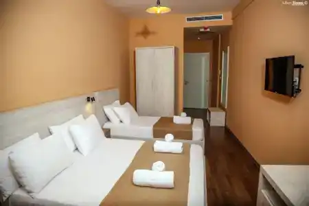 Arc Tirana - 28