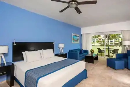 Ocean Blue & Sand Beach Resort - All Inclusive - 90