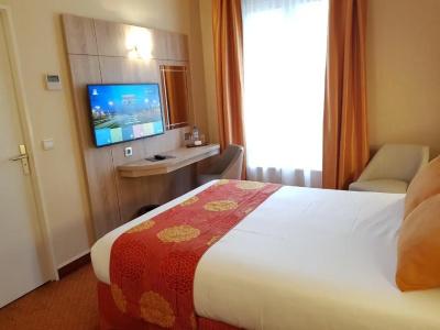 Champerret Elysees - 84