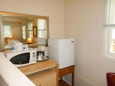 Briarwood Inn - 75