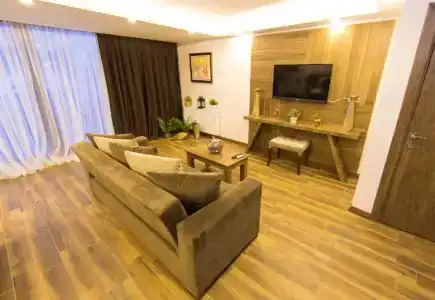 A Palace Suites - 40