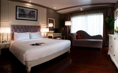 Silverland Jolie - 31